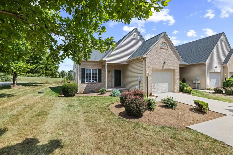 157 Bryant Dr, Waynesboro, VA 22980 - #2