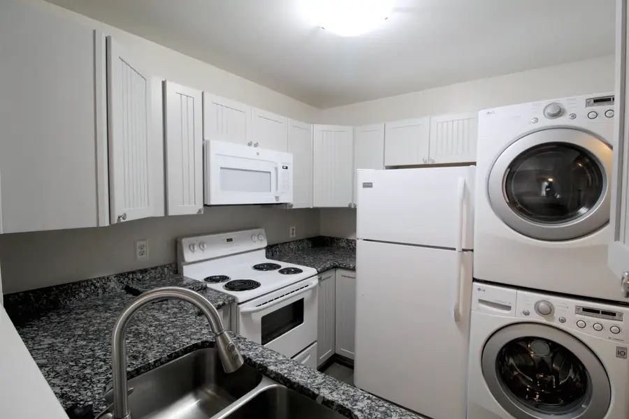 1390 Hunters Rd, Harrisonburg, VA 22801 - #2