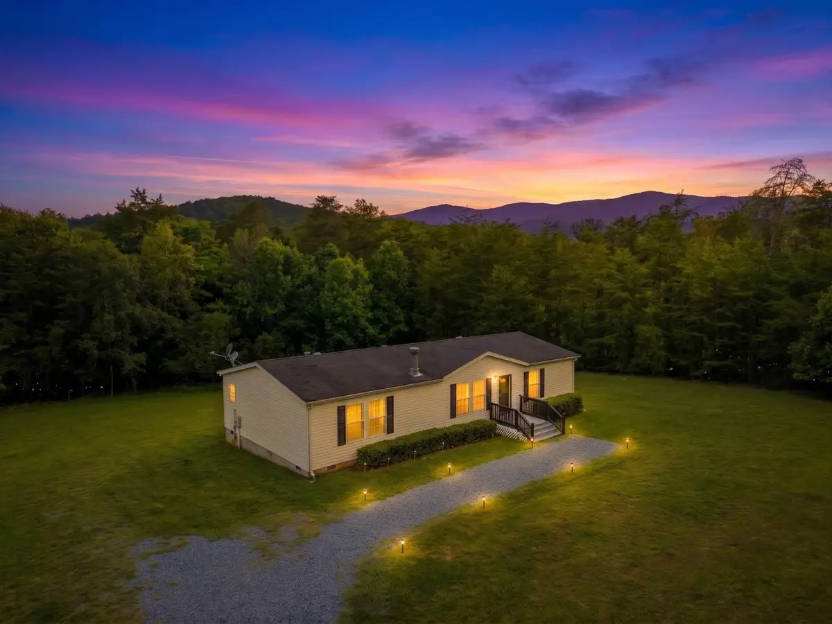 1508 Pughs Store Rd, Afton, VA 22920 - #1