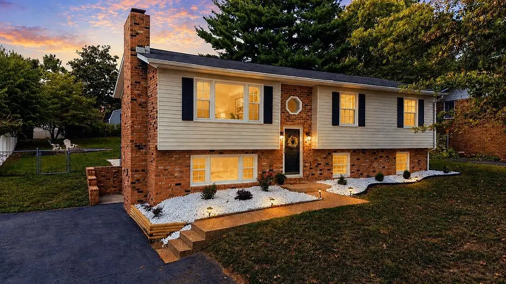 114 Mill Stone Dr, Verona, VA 24482 - #1
