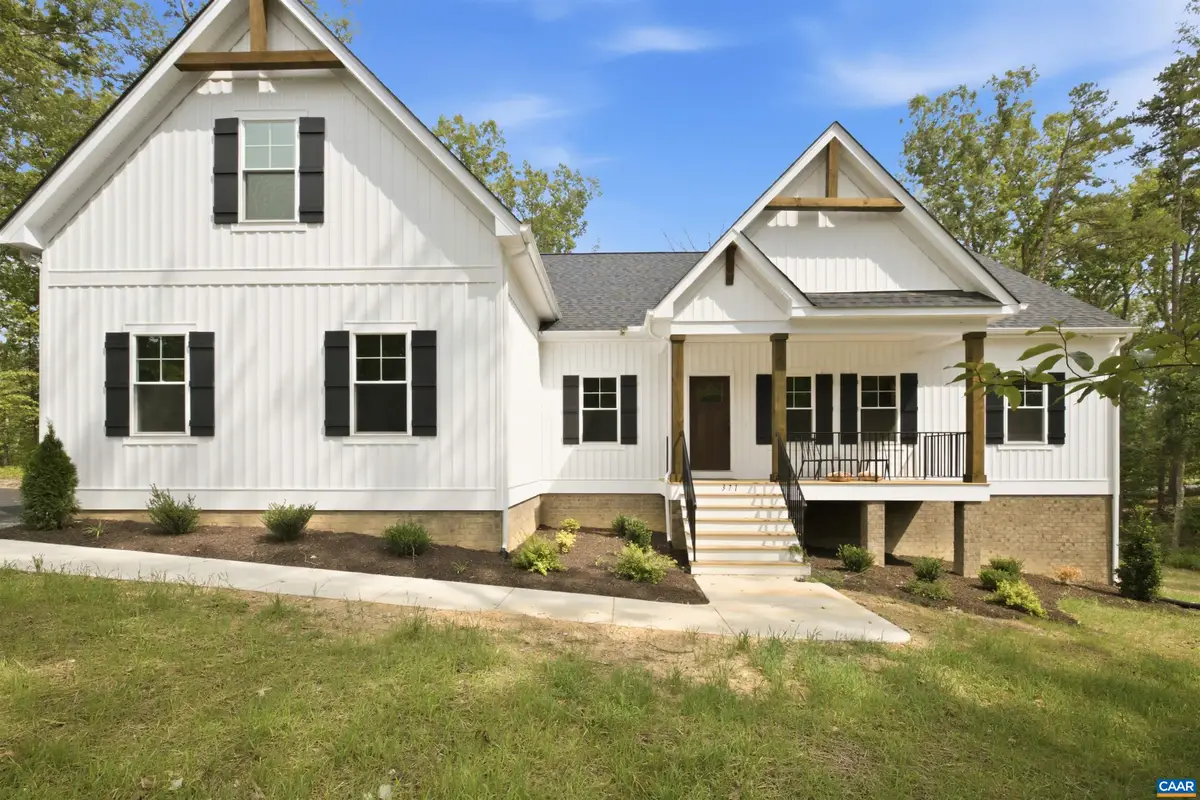 354 Glenmore Ln, Keswick, VA 22947 - #1