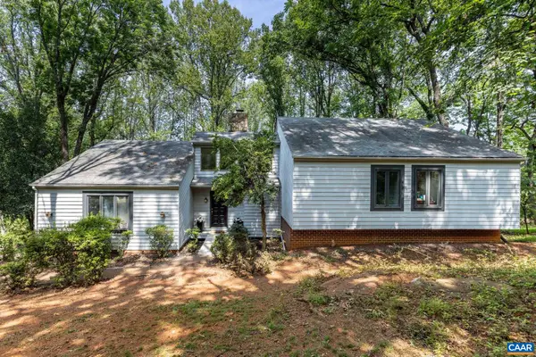 1880 North Pantops Dr, Charlottesville, VA 22911