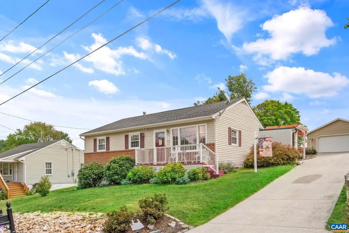 611 A St, Staunton, VA 24401 - #1