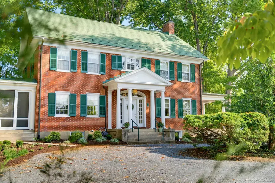200 Forest Ridge Rd, Staunton, VA 24401 - #2