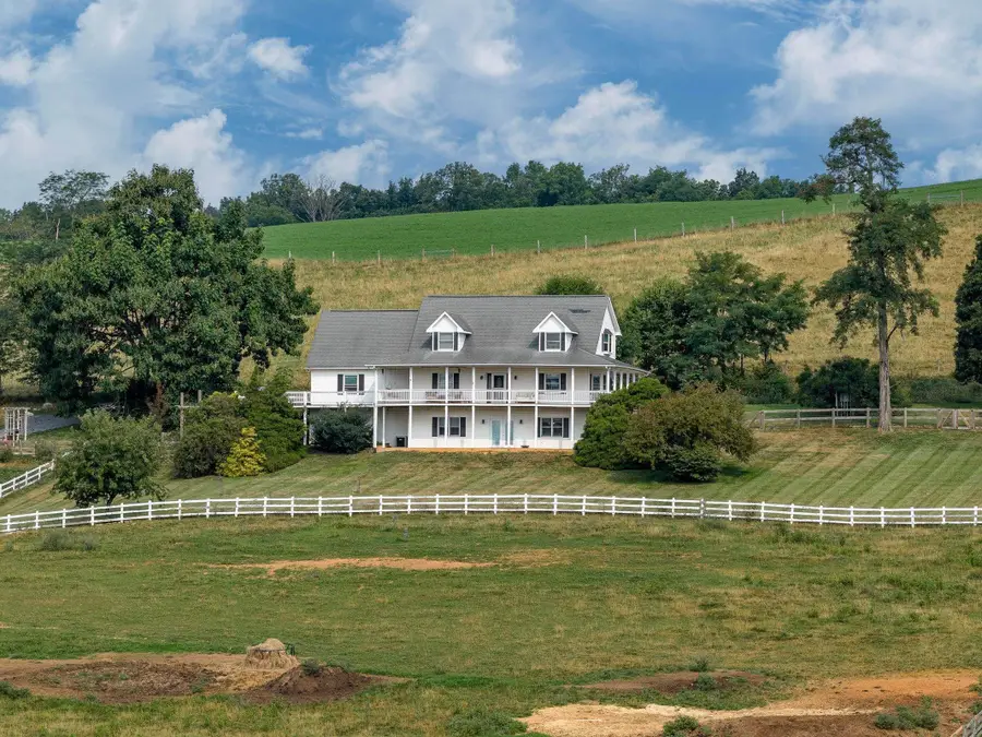 143 Mcclure Blvd, Fairfield, VA 24435 - #2