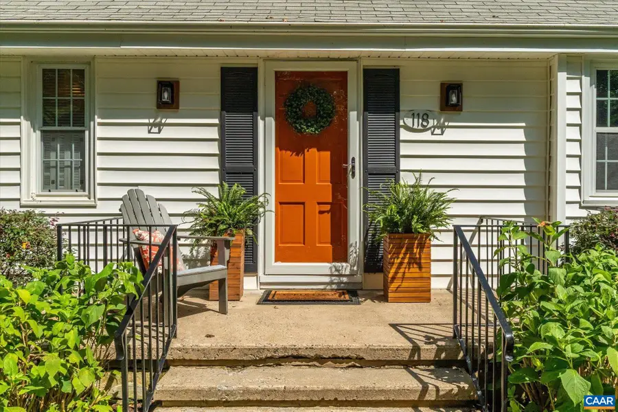 118 Woodstock Dr, Charlottesville, VA 22901 - #2