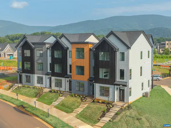 14 Larkin Ave, Crozet, VA 22932