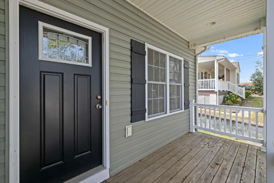 381 Mill St, Dayton, VA 22821 - #3