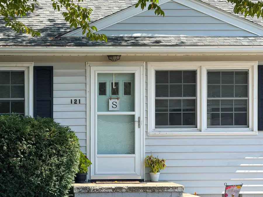 121 Fraser Ln, Staunton, VA 24401 - #2