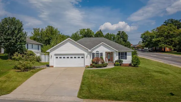 1800 Rhianon Ln, Harrisonburg, VA 22801