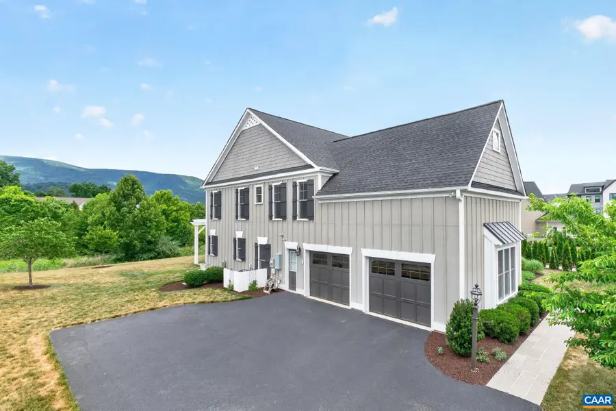 801 Golf View Dr, Crozet, VA 22932 - #2