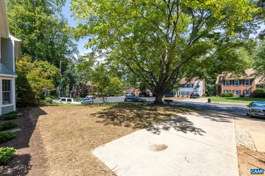 1508 Westfield Ct, Charlottesville, VA 22901 - #2