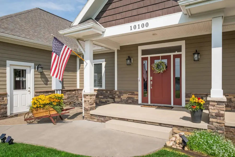 10100 Dalmatian Dr, McGaheysville, VA 22840 - #3