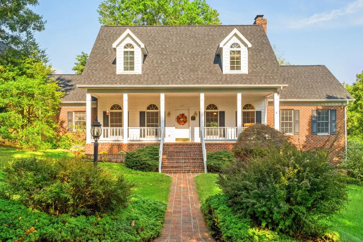 257 Divot Dr, Harrisonburg, VA 22802 - #1