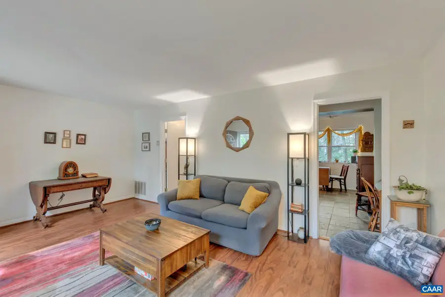 118 Scarborough Pl, Charlottesville, VA 22903 - #3