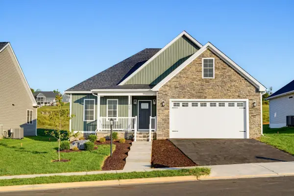 309 Ridge Crest Ter, Waynesboro, VA 22980
