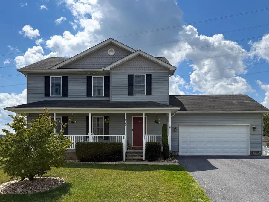 122 Wexford St, Staunton, VA 24401 - #2