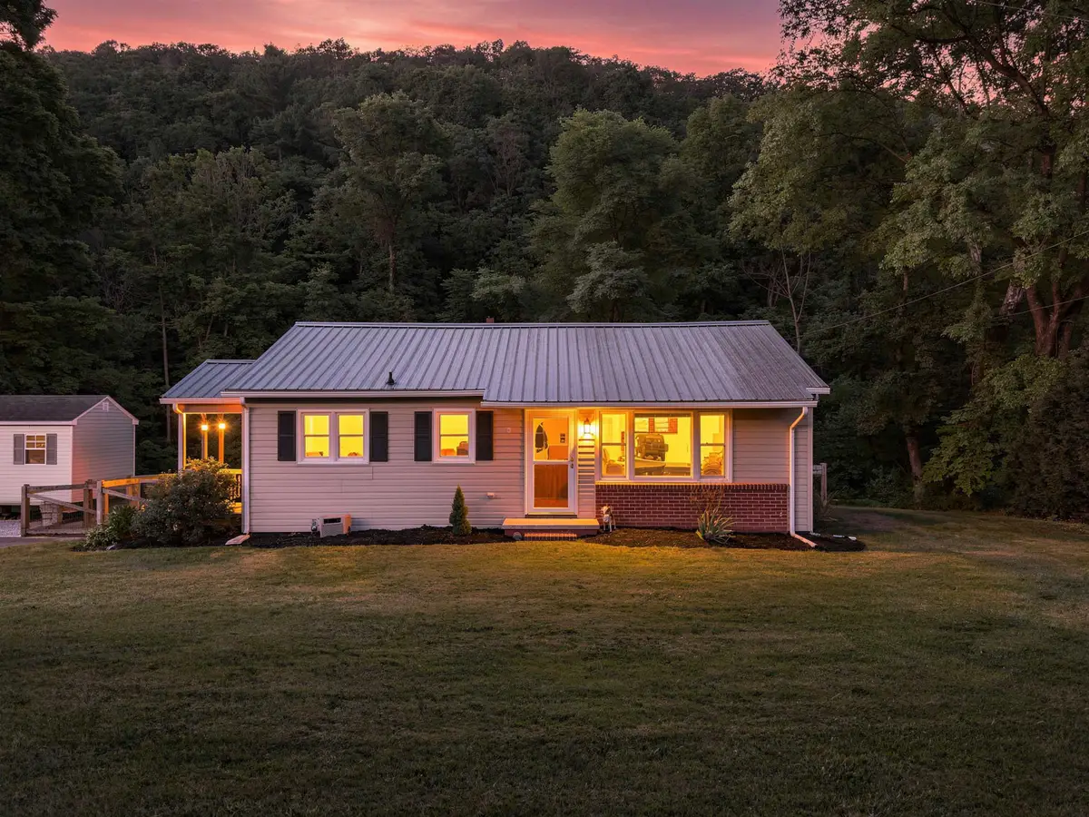 1299 Hankey Mountain Hwy, Churchville, VA 24421 - #1