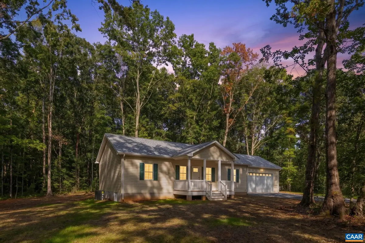 479 Proffits Rd, Louisa, VA 23093 - #1