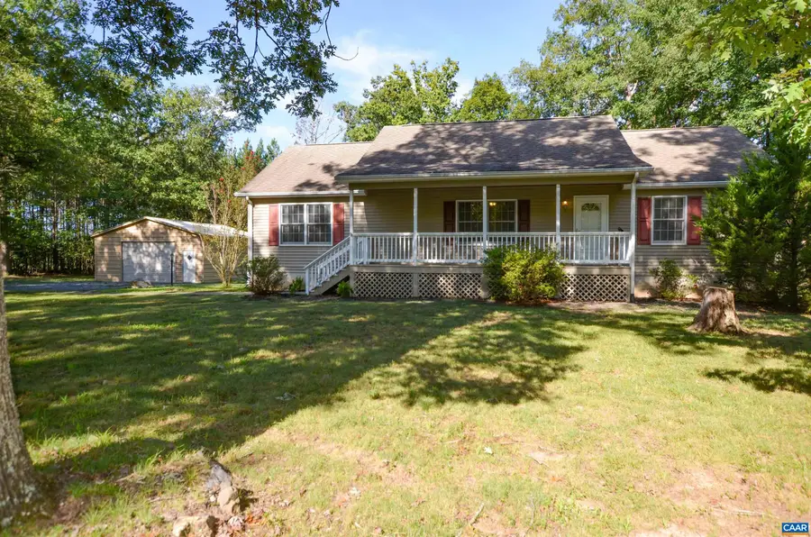 864 Billy B Rd, Louisa, VA 23093 - #2