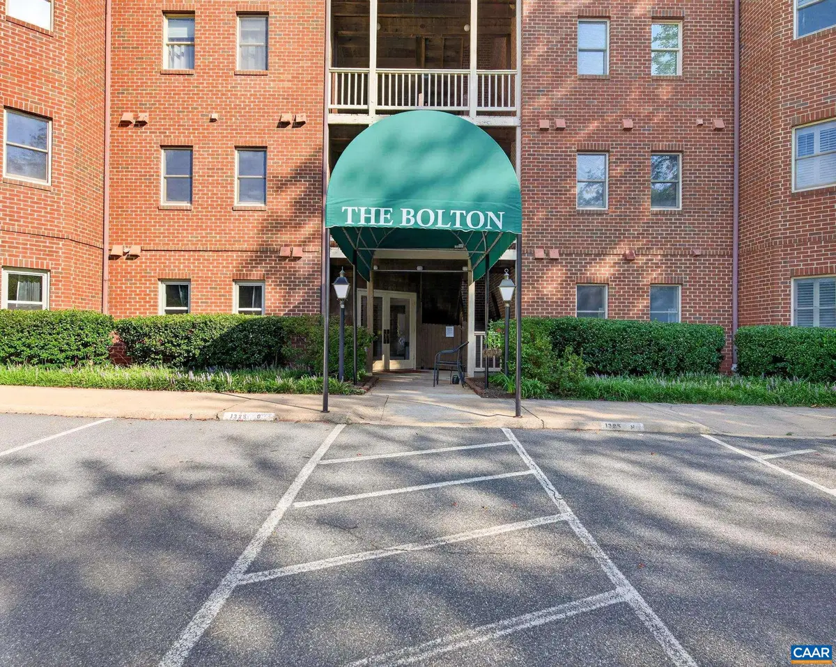 1325 Branchlands Dr, Charlottesville, VA 22901 - #1