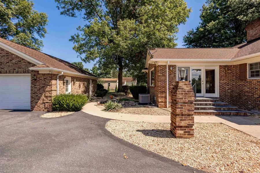4828 Lawyer Rd, McGaheysville, VA 22840 - #3