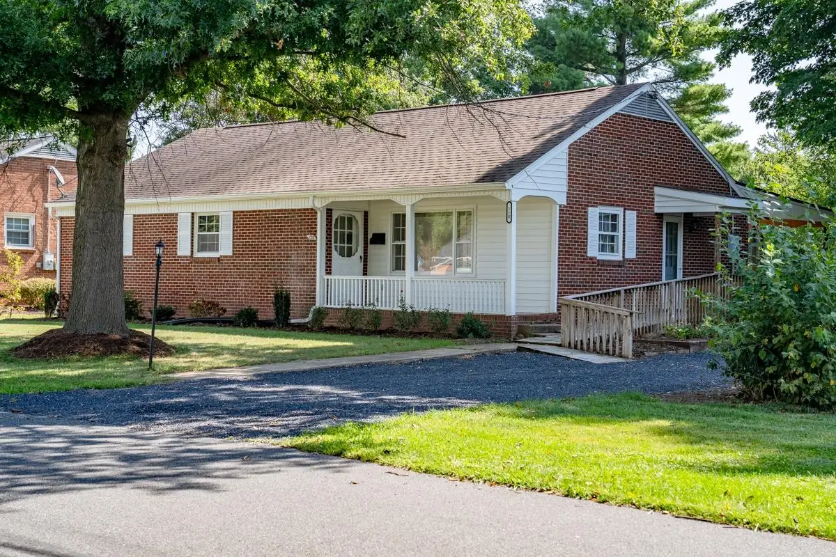 110 View St Nw, Bridgewater, VA 22812 - #1