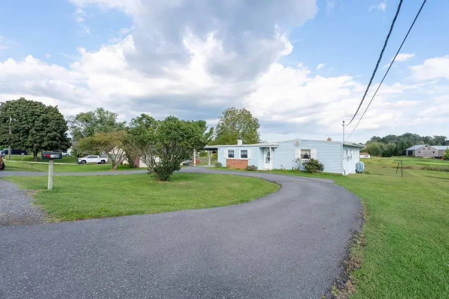 130 Stoneleigh Dr, Harrisonburg, VA 22801 - #2