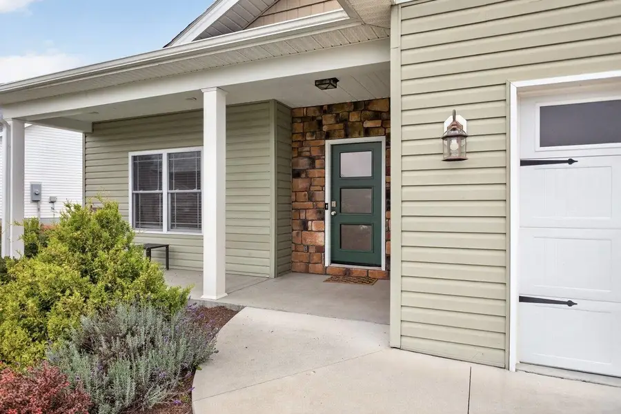 805 Coltsfoot Ln, McGaheysville, VA 22840 - #3