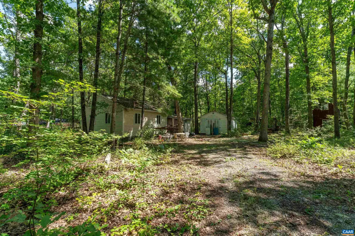 231 Deer Trl, Greenville, VA 24440 - #1
