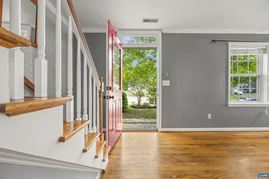 71 Court Pl, Charlottesville, VA 22901 - #3