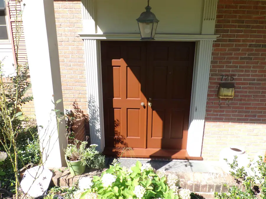 725 Ridgewood Rd, Waynesboro, VA 22980 - #2