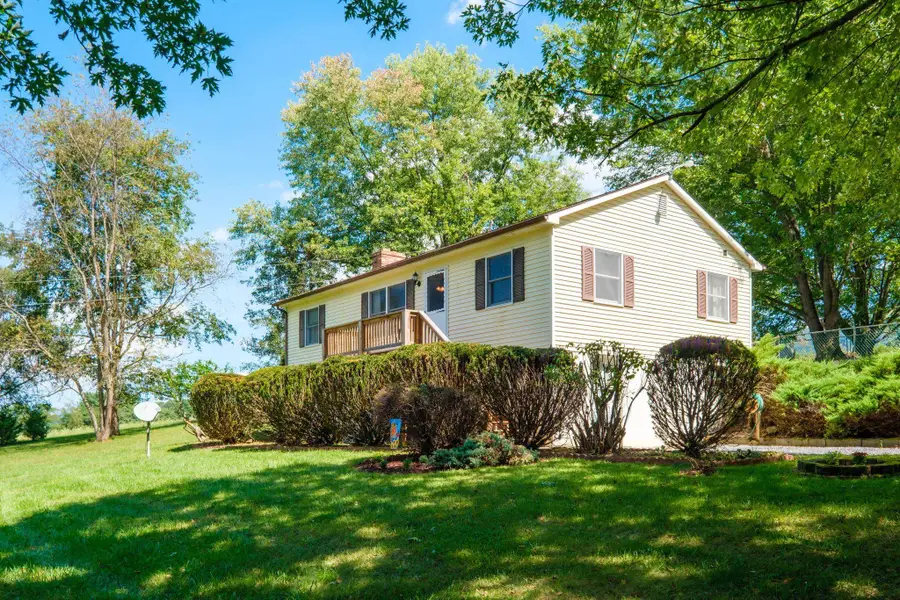 7406 Mountain Valley Rd, Keezletown, VA 22832 - #3