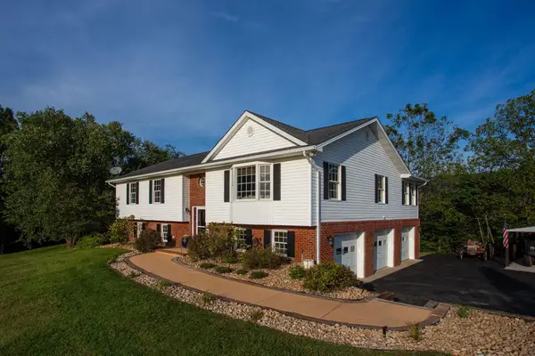 215 Green Hills Ln, New Market, VA 22844
