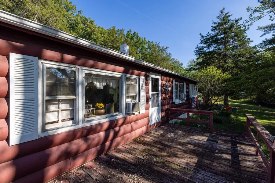 126 Kings Acre Ln, Fort Valley, VA 22652 - #3