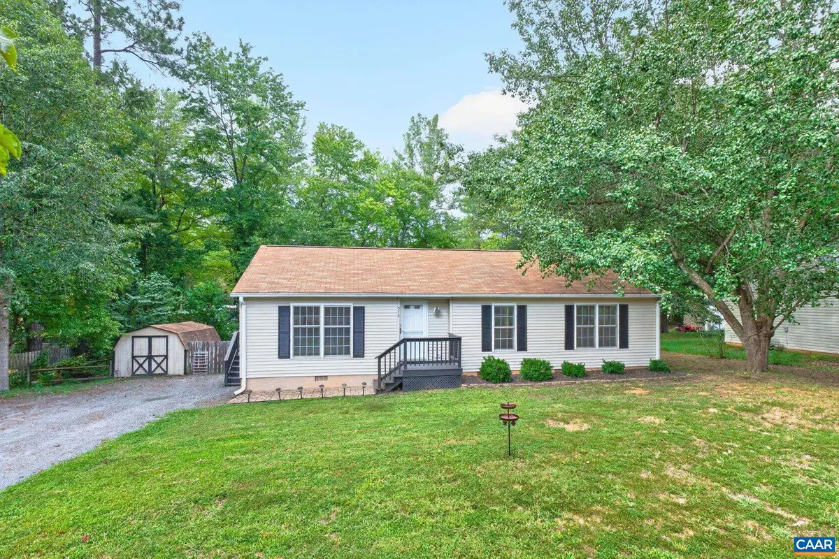 573 Jefferson Dr, Palmyra, VA 22963 - #1