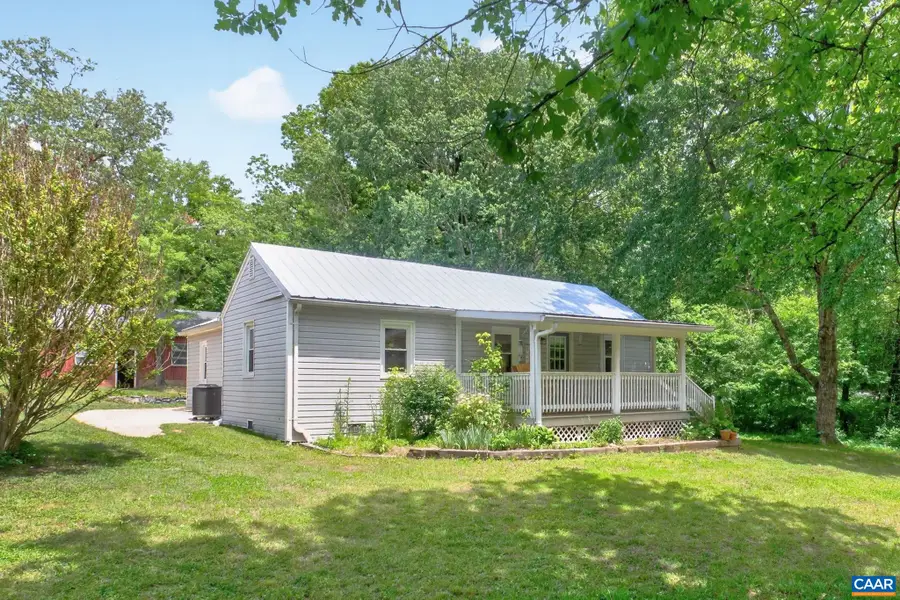 3867 Rolling Rd, Scottsville, VA 24590 - #2