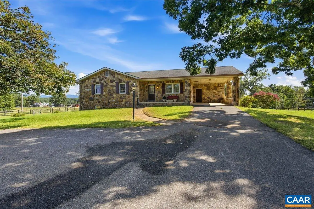 2940 Dundee Rd, Stanardsville, VA 22973 - #1