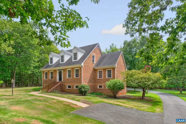 723 South Keswick Dr, Troy, VA 22974