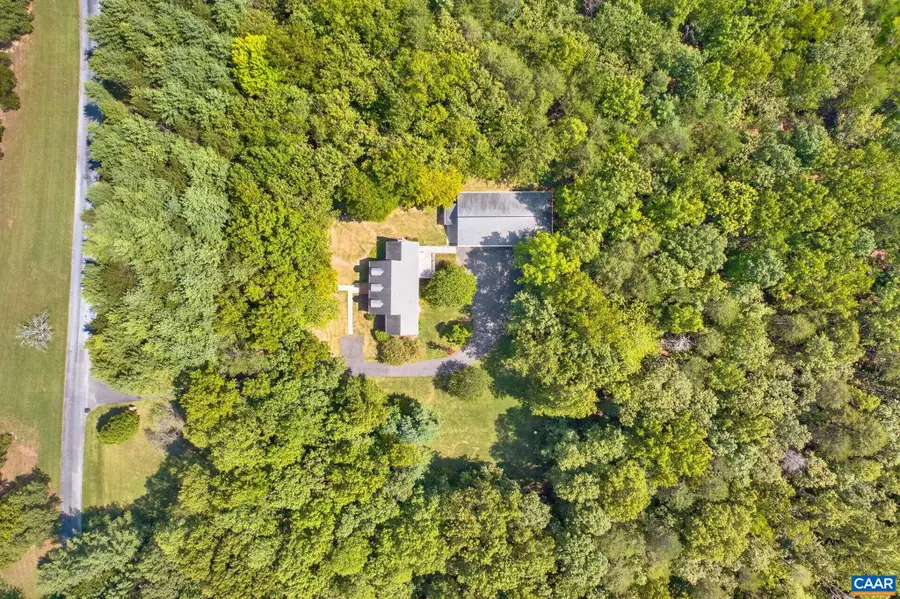 723 South Keswick Dr, Troy, VA 22974 - #3