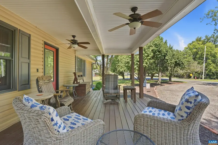 110 Patrick Henry Dr, Louisa, VA 23093 - #2