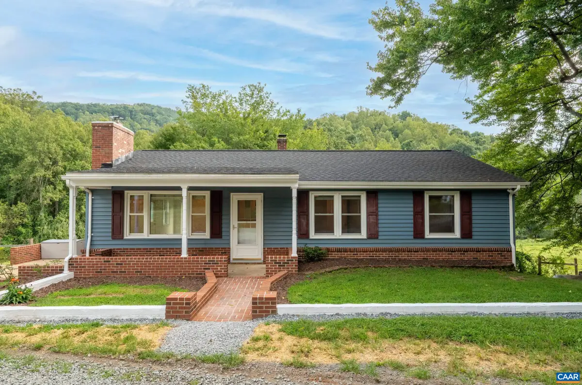 2261 Locust Hollow Rd, Charlottesville, VA 22903 - #1