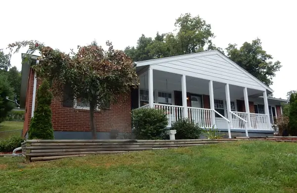 85 Routier Hill Rd, Hot Springs, VA 24445