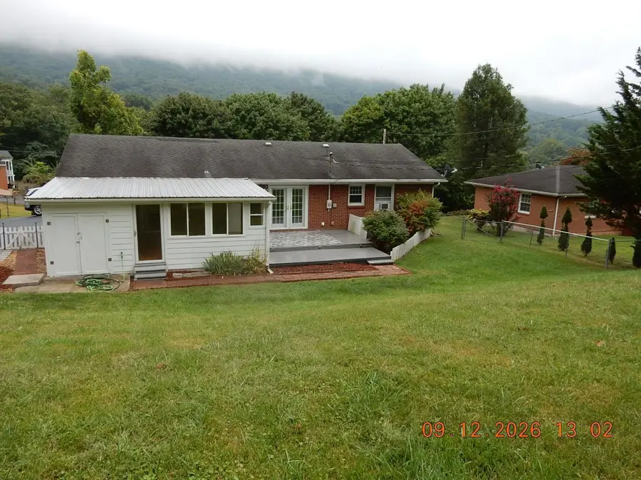 85 Routier Hill Rd, Hot Springs, VA 24445 - #2