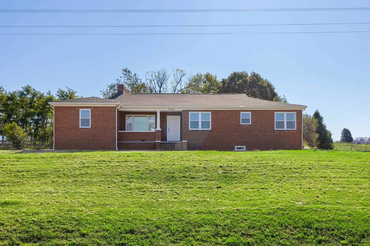 5484 Indian Trail Rd, Keezletown, VA 22832 - #1