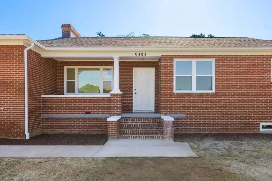 5484 Indian Trail Rd, Keezletown, VA 22832 - #2