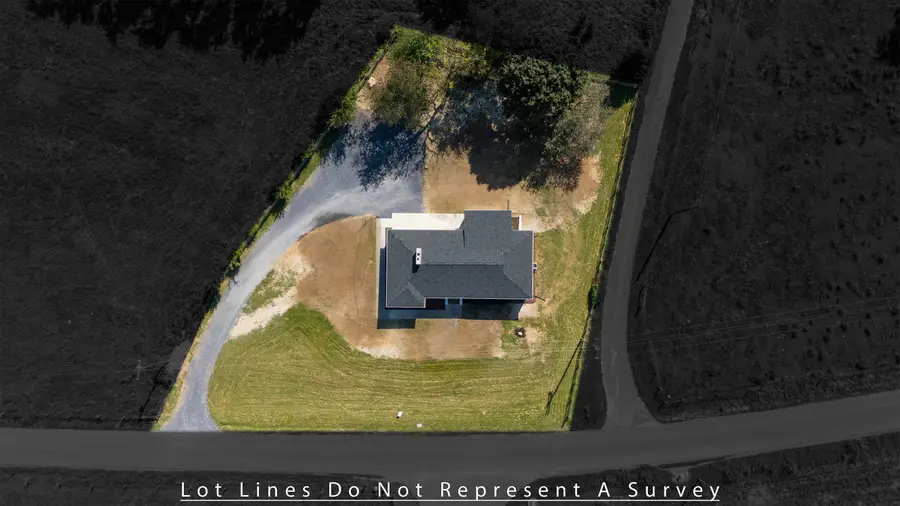 5484 Indian Trail Rd, Keezletown, VA 22832 - #3