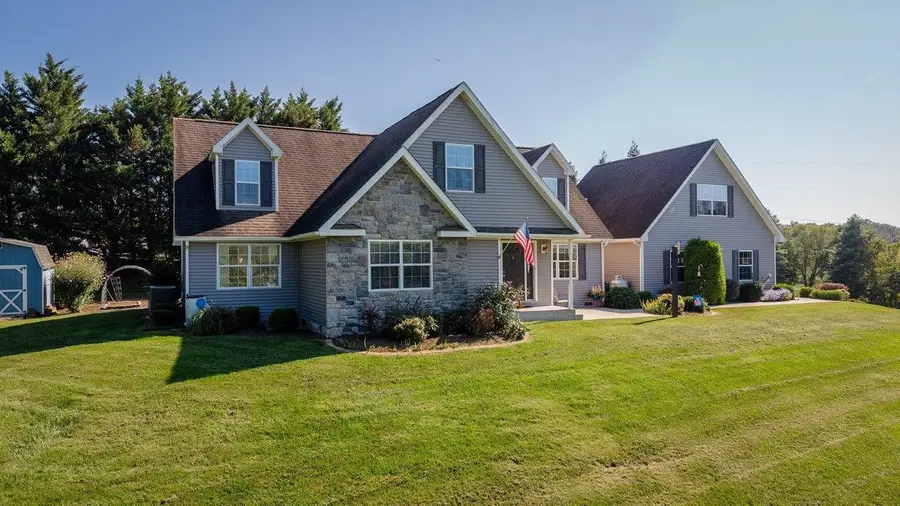 3534 Ridge Rd, Timberville, VA 22853 - #2