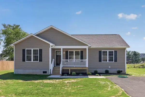 101 8th St, Grottoes, VA 24441