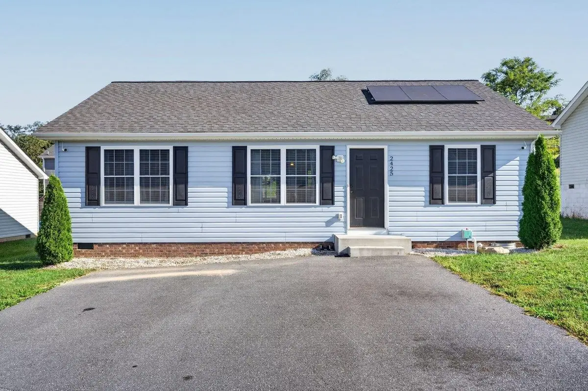 2425 Brentwood Dr, Ashby, VA 22801 - #1